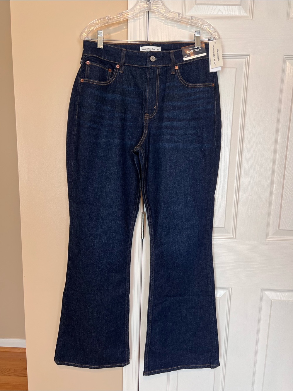 Abercrombie Kathleen Post High Rise Bootcut Curve Love Jeans Sz 30 NWT